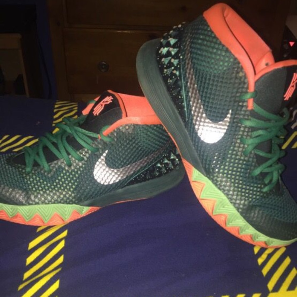 Kyrie 1 Flytraps